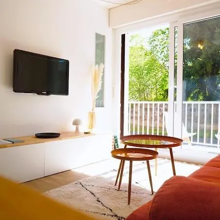 Apartment Le Petit Felix, A 2 Pas Du & Du Centre Annecy